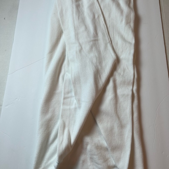 Sweater - Picture 7 of 8